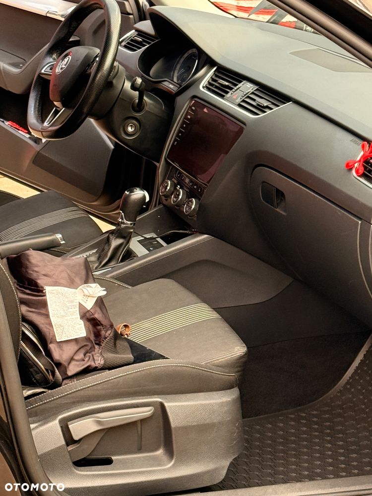 Skoda Octavia 1.6 TDI Ambition DSG - 12