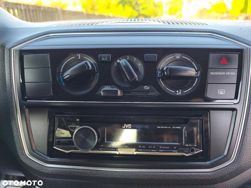 Volkswagen up! club - 31