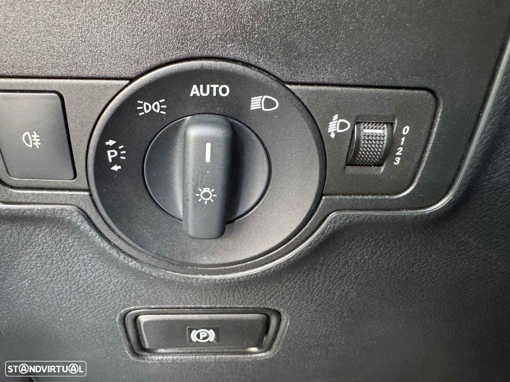 Mercedes-Benz Vito 114 CDi/32 - 11