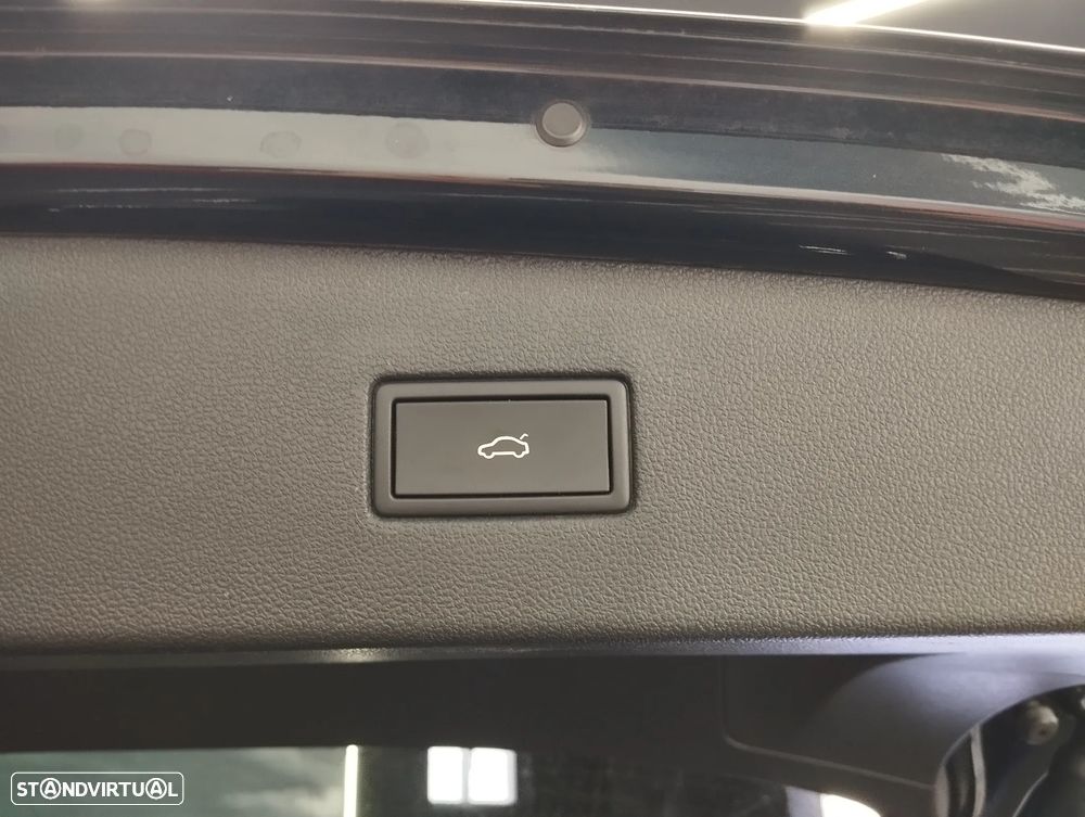 VW Tiguan Allspace 2.0 TDI Confortline DSG - 14