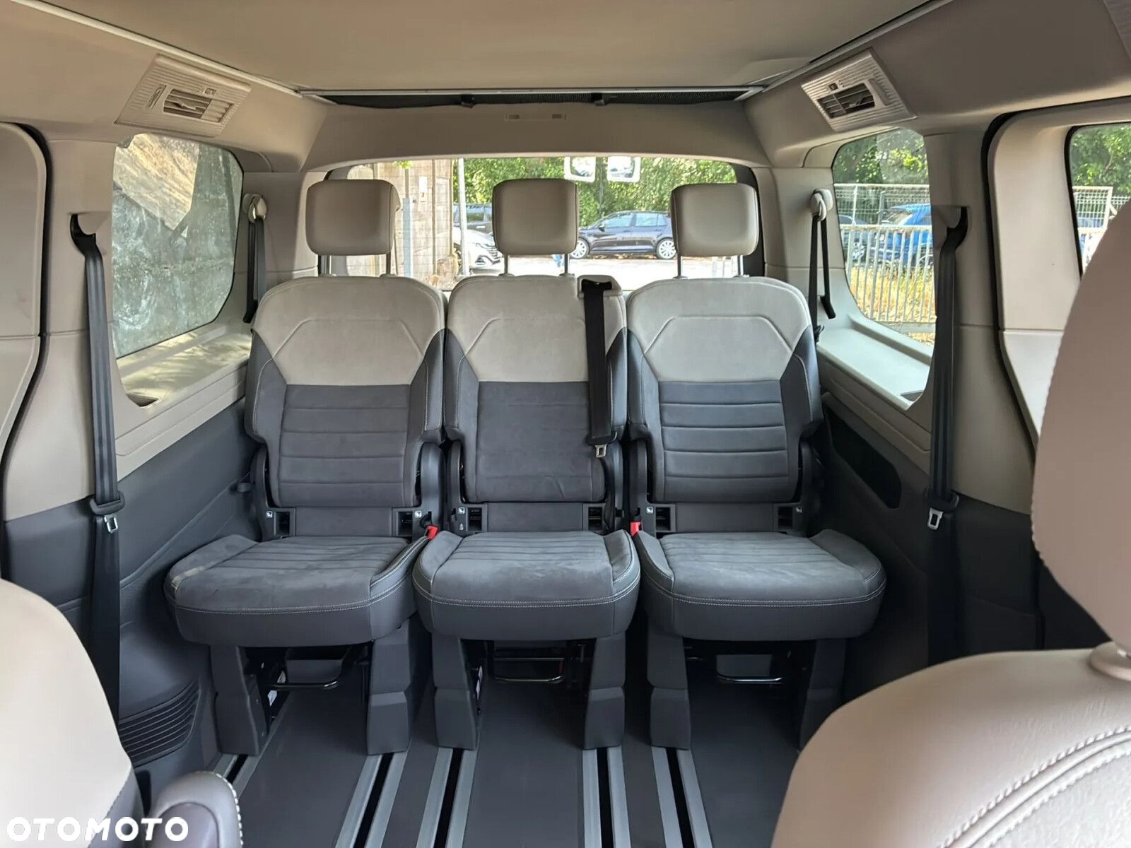 Volkswagen California - 19