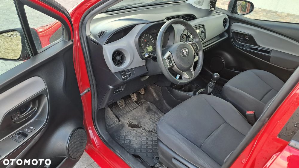 Toyota Yaris 1.5 Active - 12