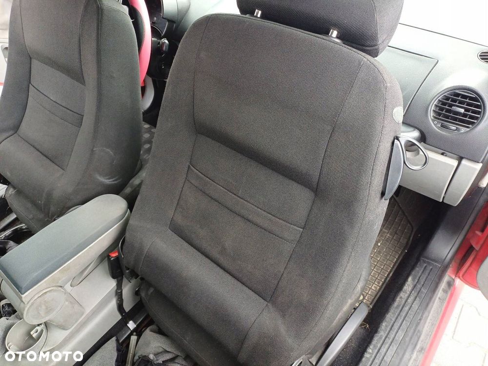 FOTELE KOMPLET LEWY PRAWY KANAPA TYŁ VOLKSWAGEN NEW BEETLE I - 8