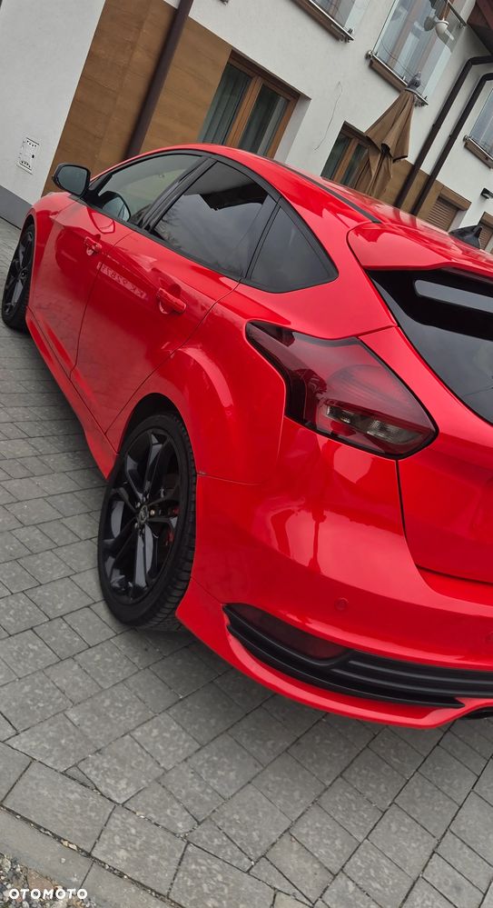 Ford Focus 2.0 EcoBoost ST - 7