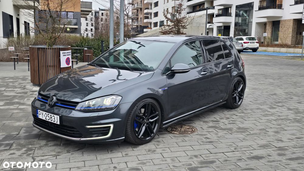Volkswagen Golf 1.4 GTE Plug-In-Hybrid DSG - 2