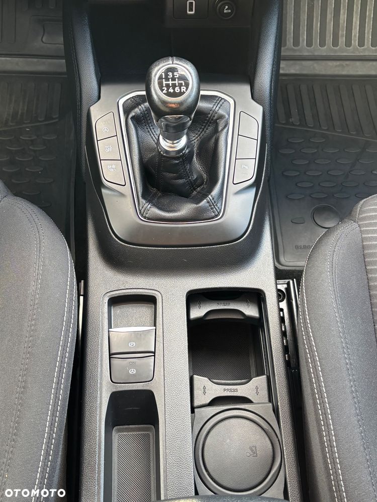 Ford Focus 1.0 EcoBoost STart-Stopp-System TITANIUM - 29
