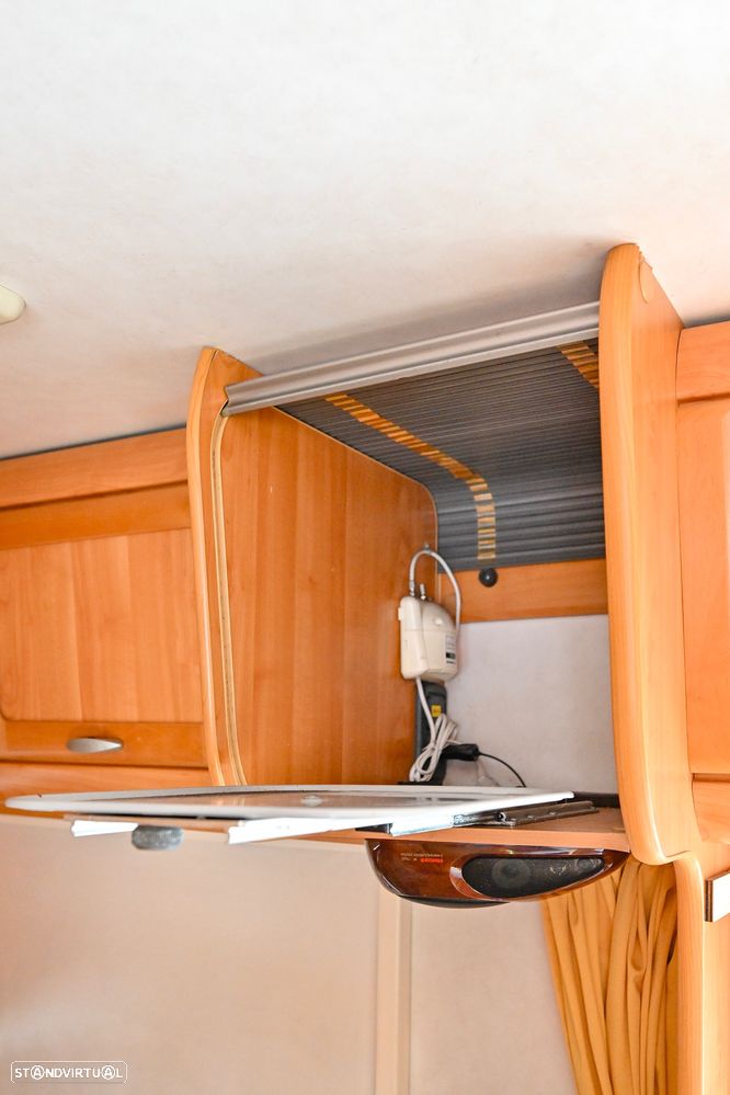 Hymer Eriba Living Perfilada - 15