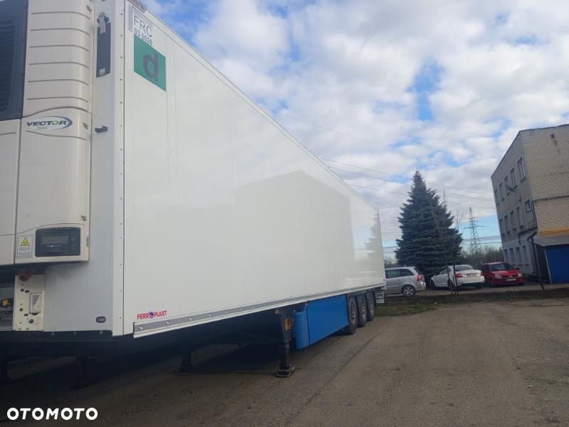 Schmitz Cargobull - 1