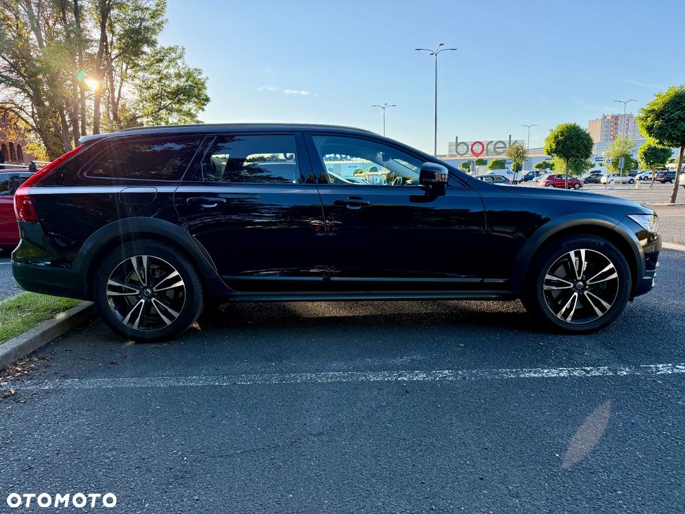Volvo V90 Cross Country D5 AWD - 1