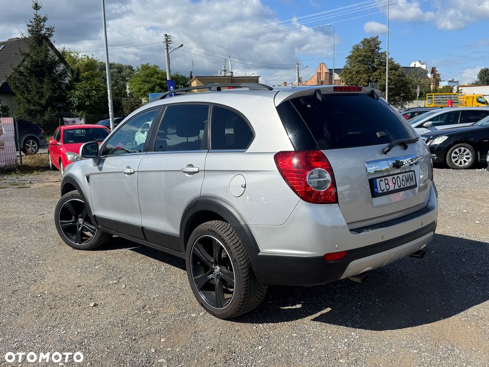 Chevrolet Captiva 2.0 d LT medium 5os - 4