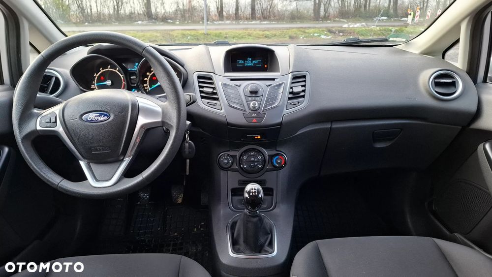 Ford Fiesta 1.25 Titanium EU5 - 9