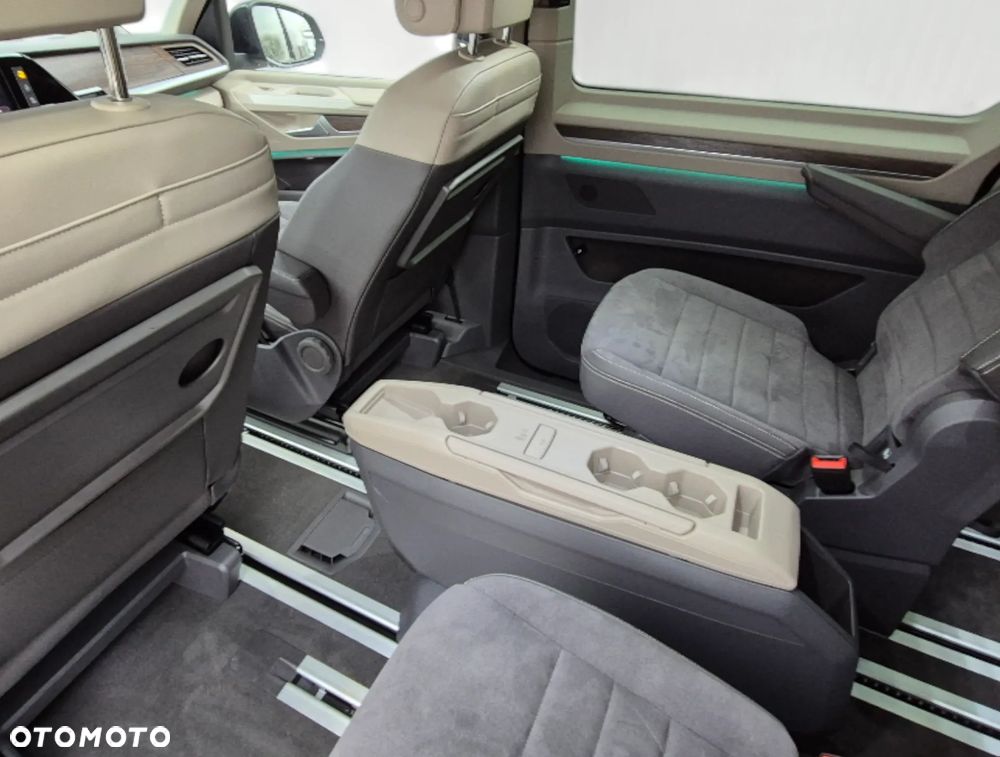 Volkswagen Multivan 2.0 TDI L2 Life DSG - 11