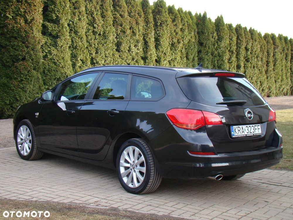 Opel Astra 1.4 Turbo - 10
