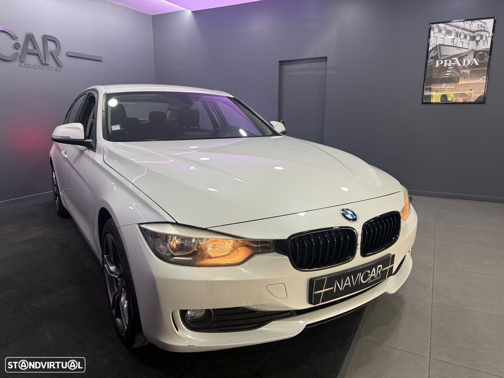 BMW 316 d Sport Line - 18