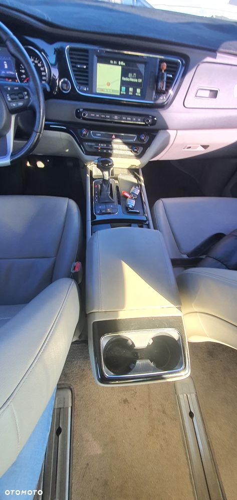 Kia Carnival 2.2 CRDi Freedom - 23