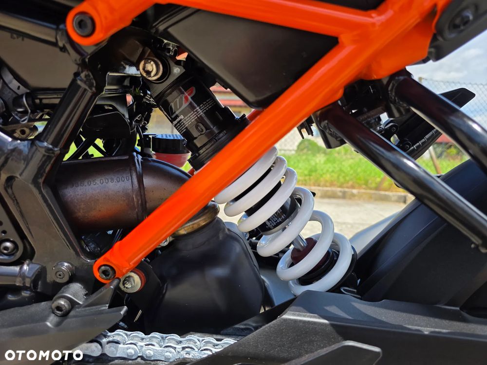 KTM Duke 125 - 17
