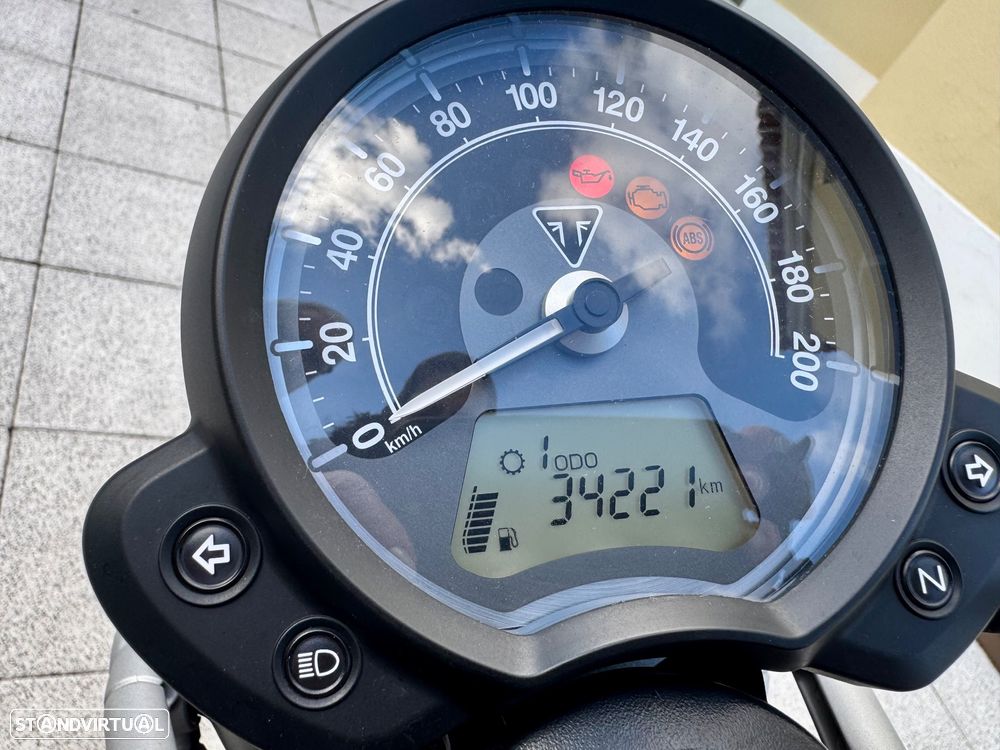 Triumph Scrambler - 6
