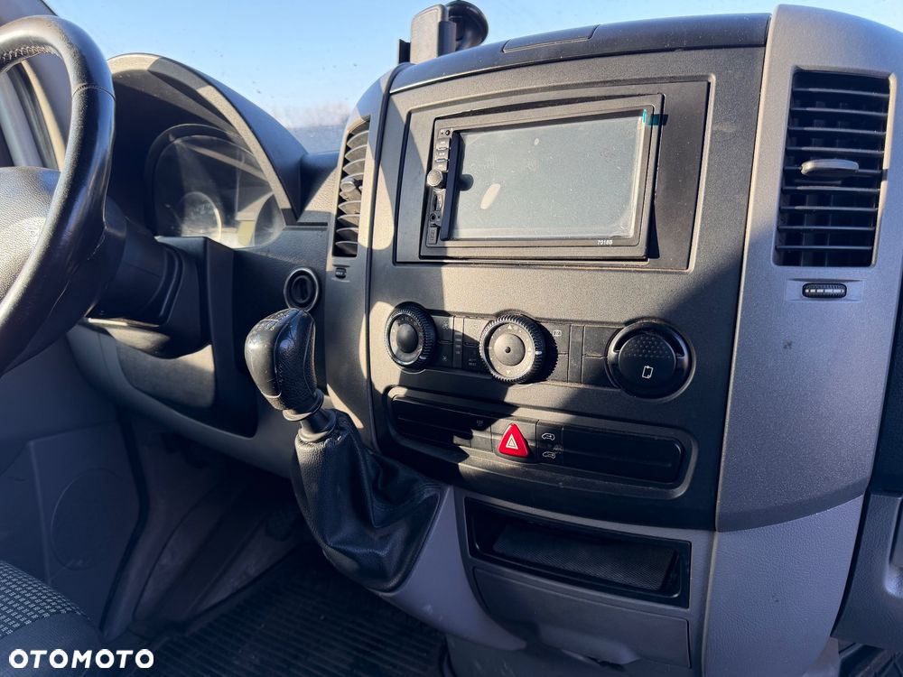 Mercedes-Benz Sprinter - 7
