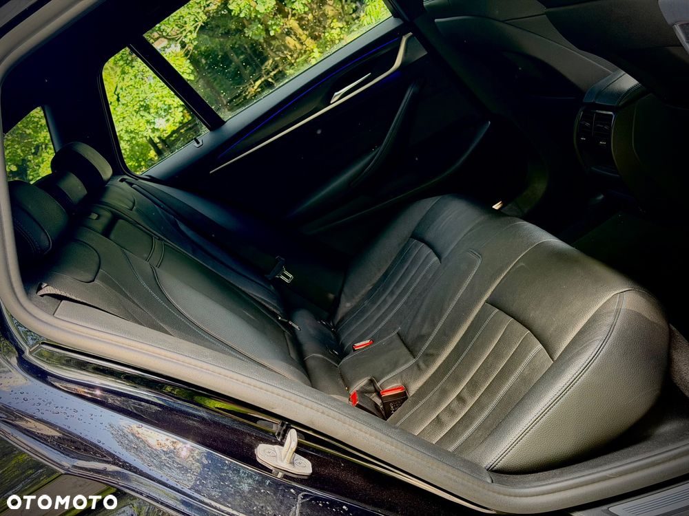 BMW Seria 5 520d xDrive mHEV M Sport sport - 25