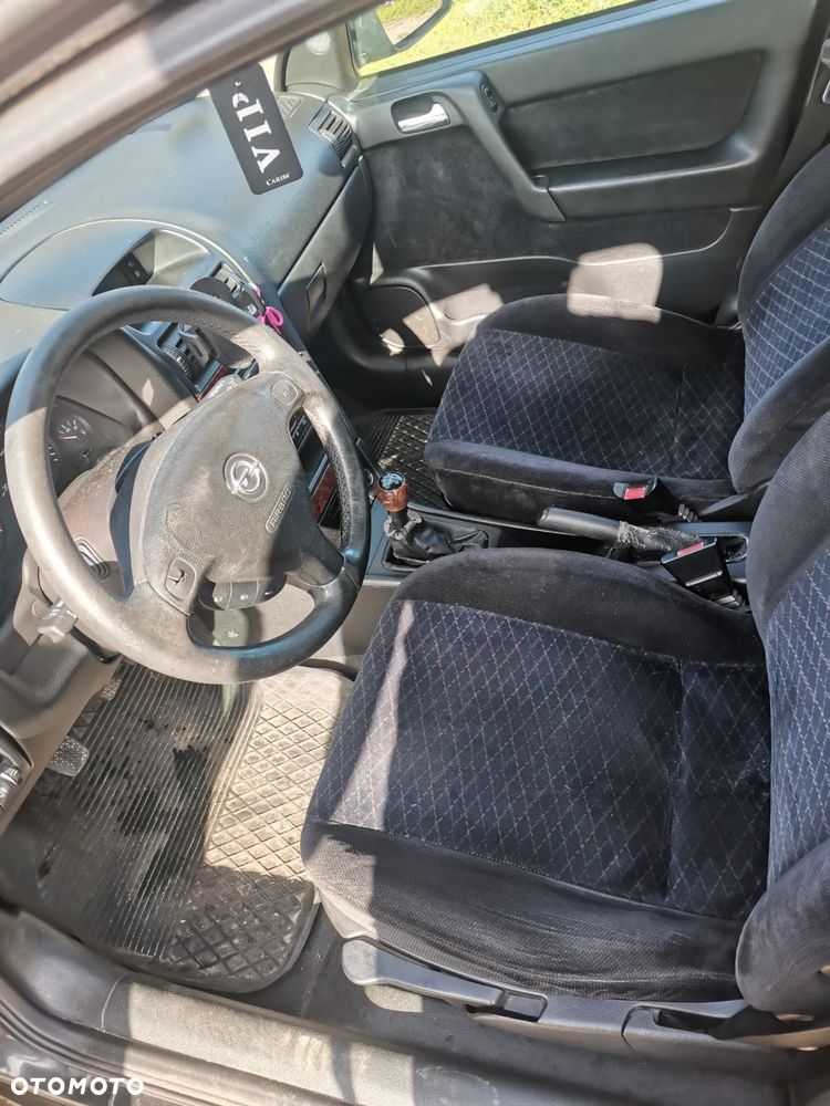 Opel Astra - 8