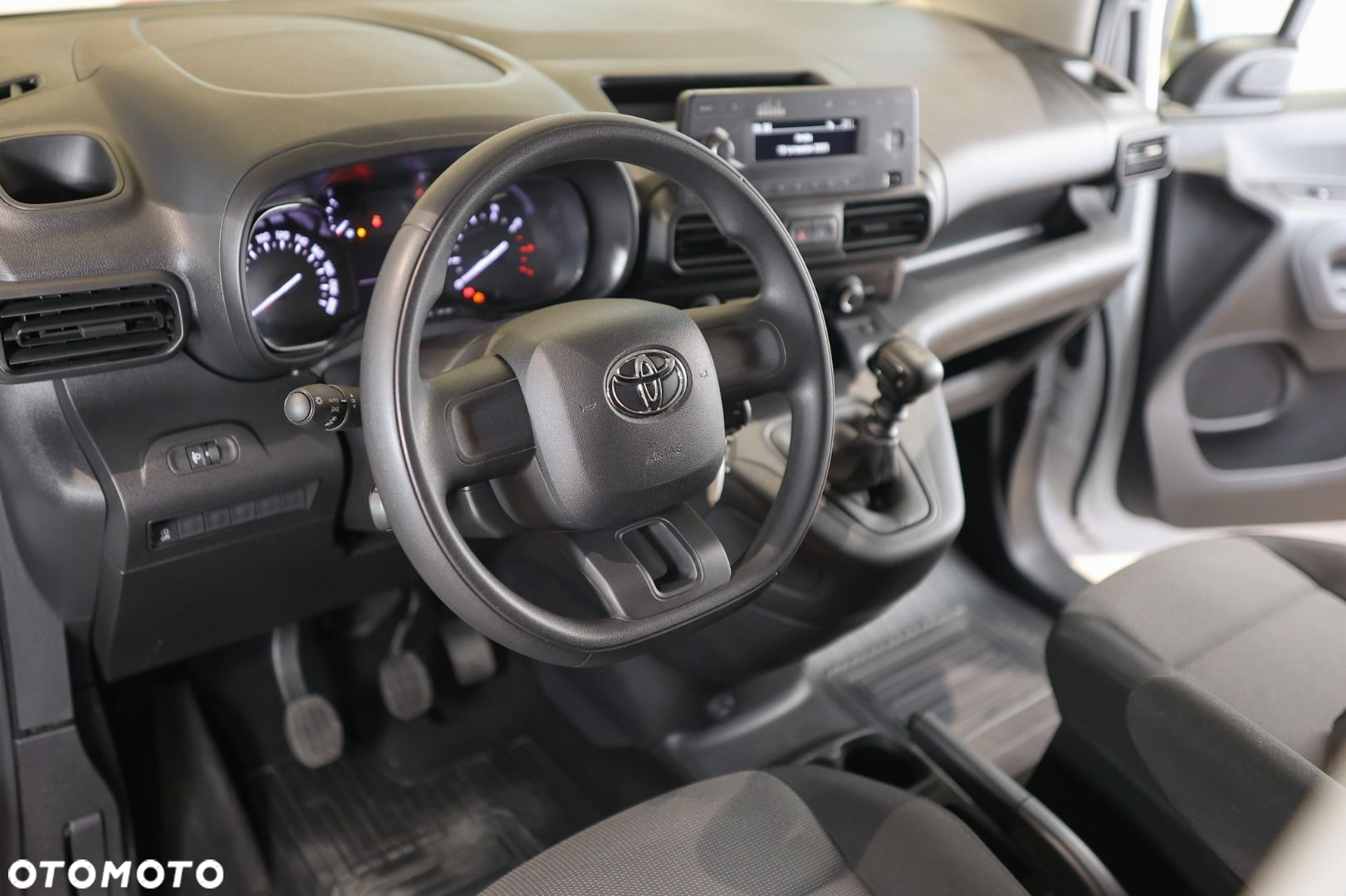 Toyota PROACE CITY - 7