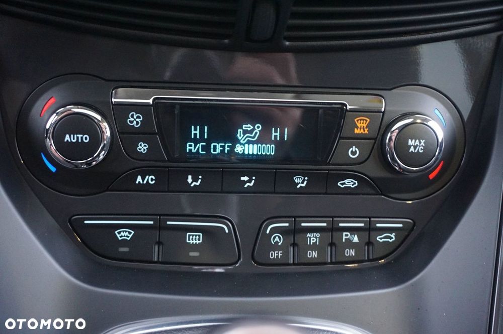 Ford Kuga 2.0 TDCi AWD Titanium - 7