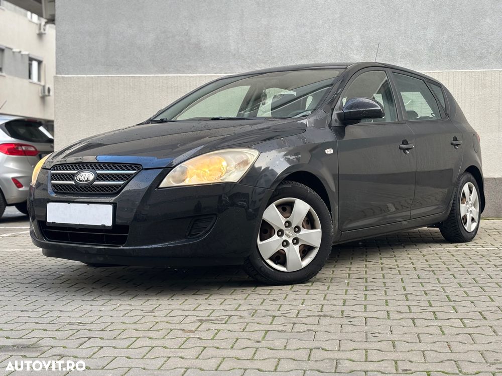 Kia Ceed Cee'd 1.4 GSL BEST - 3