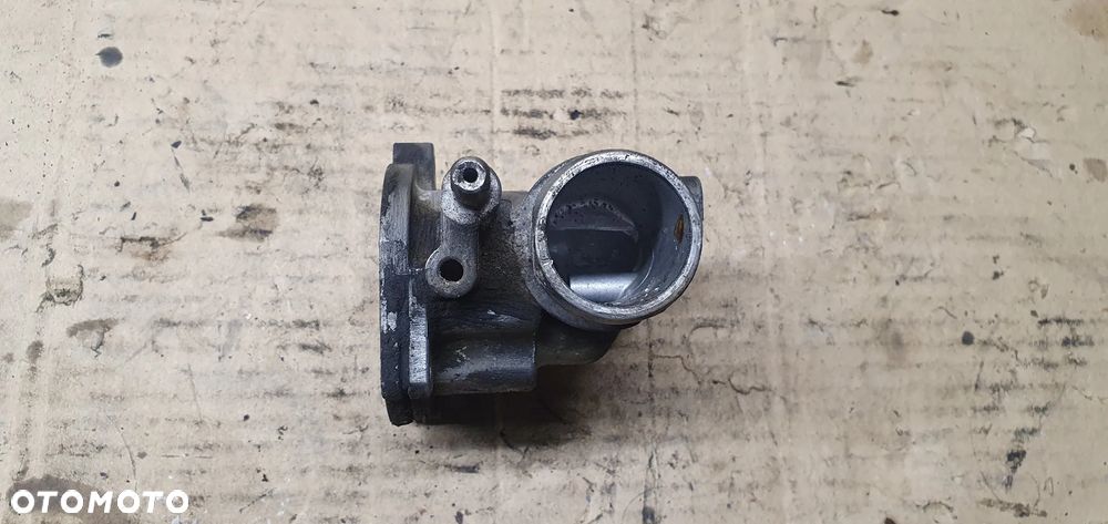 Obudowa termostatu termostat Mercedes Sprinter 2.2 CDI A646200 - 3