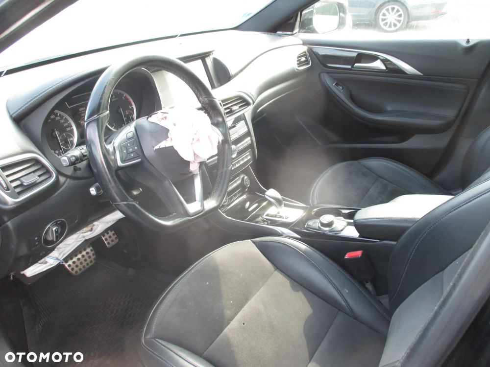 Infiniti Q30 2.2d DCT AWD Sport City Black - 12
