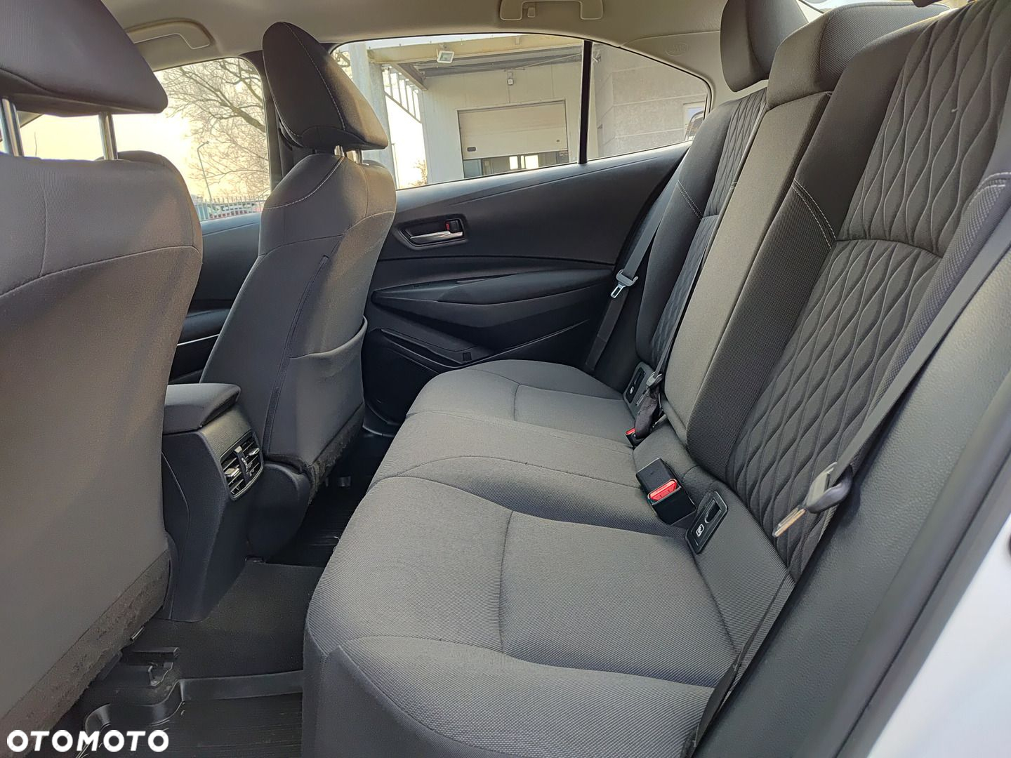 Toyota Corolla - 10