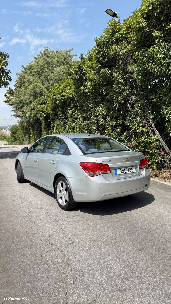 Chevrolet Cruze 2.0 VCDi LT - 8