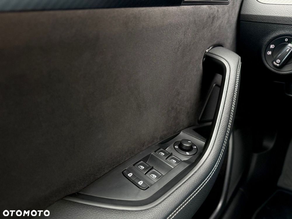 Skoda Superb 2.0 TDI SCR 4x4 Sportline DSG - 27