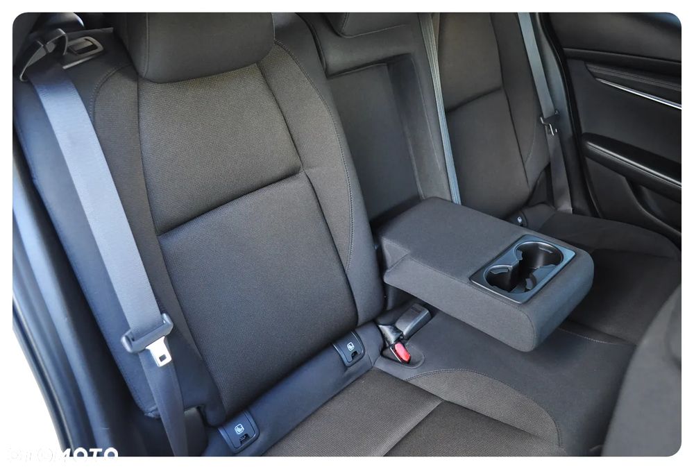 Mazda 3 2.0 mHEV AWD Hikari - 25