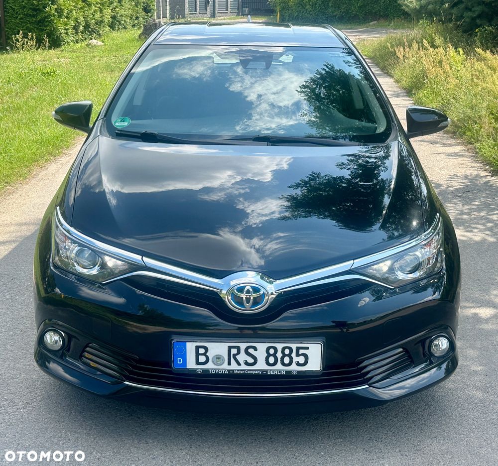 Toyota Auris - 1
