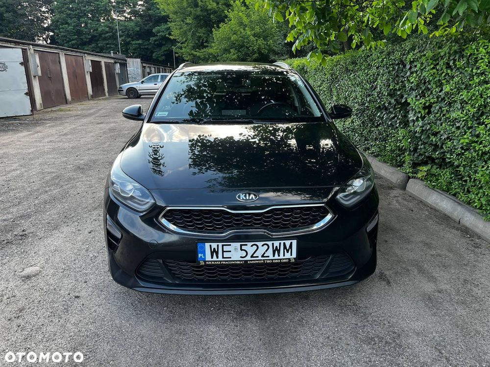 Kia Ceed - 9