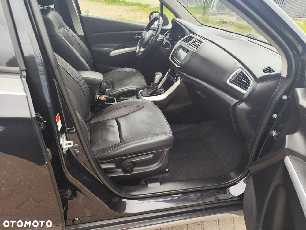 Suzuki S-Cross - 16