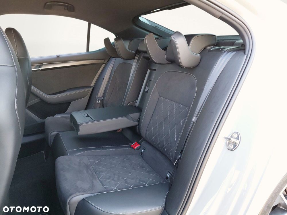 Skoda Superb 2.0 TSI 4x4 Sportline DSG - 17