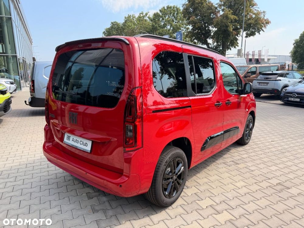 Fiat Qubo - 12