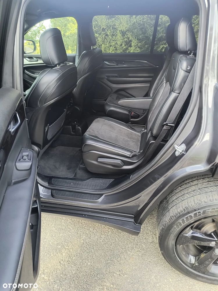 Jeep Grand Cherokee - 9