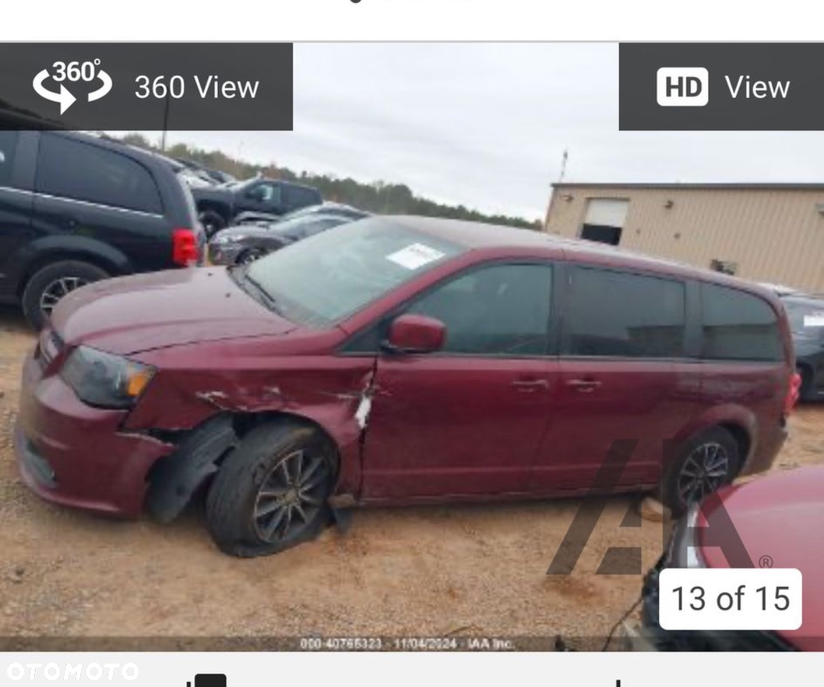 Dodge Grand Caravan - 40