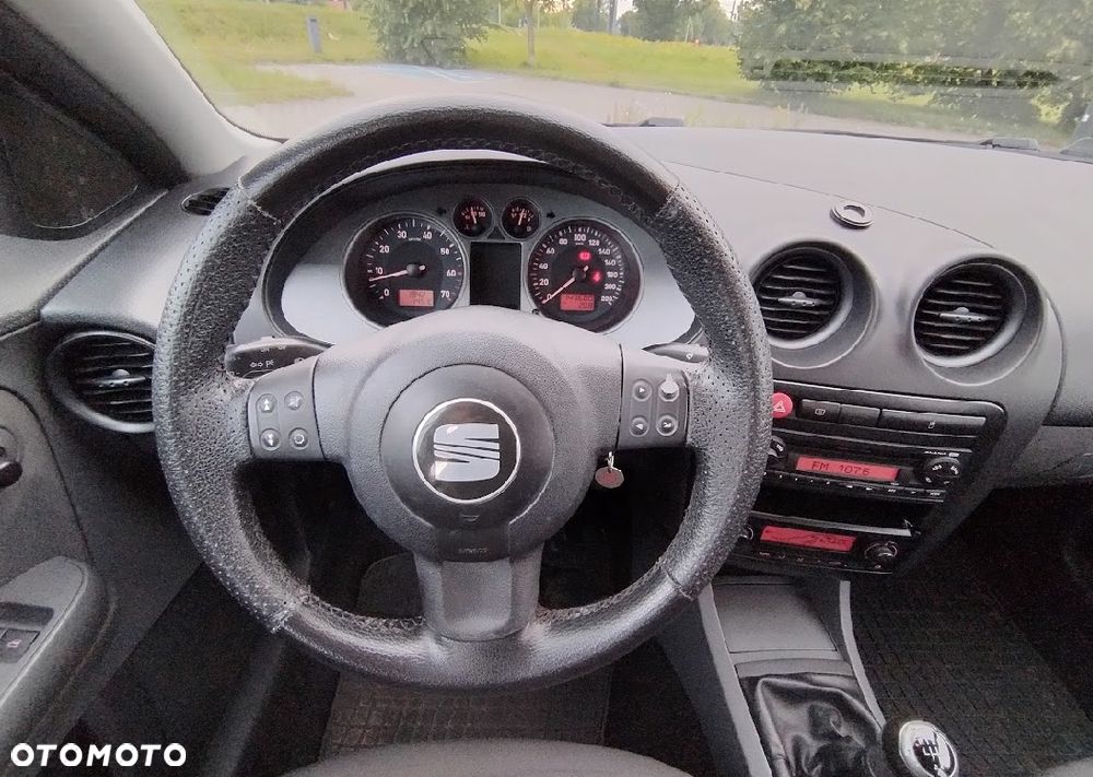 Seat Ibiza 1.6 16V Reference - 15