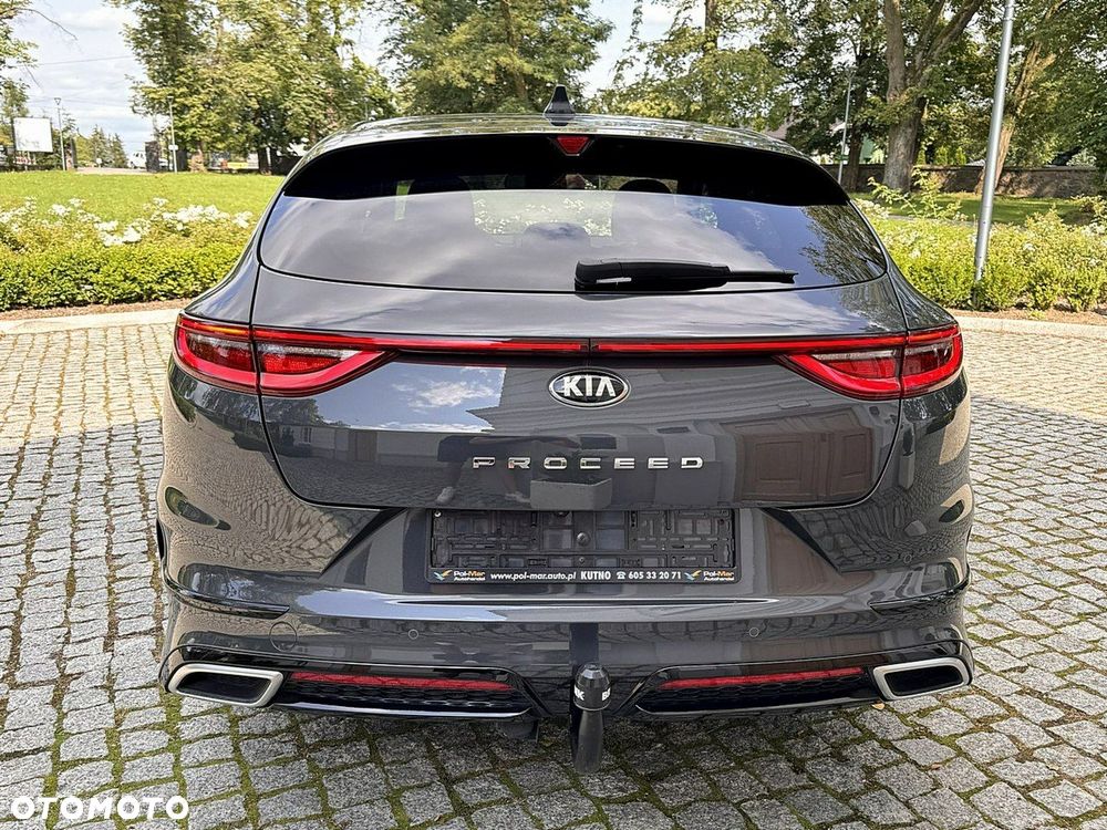 Kia ProCeed - 7