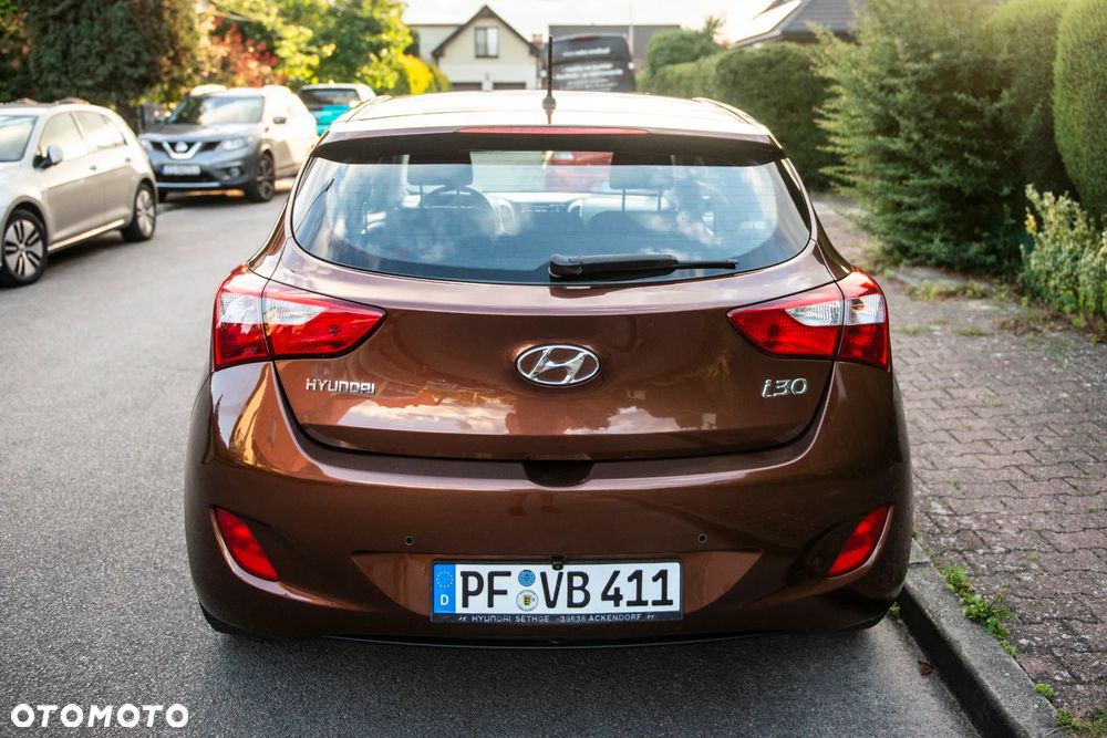 Hyundai i30 1.4 Comfort - 13