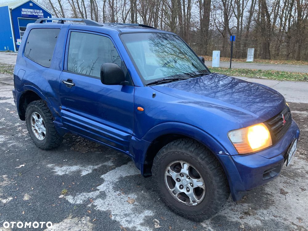 Mitsubishi Pajero - 3