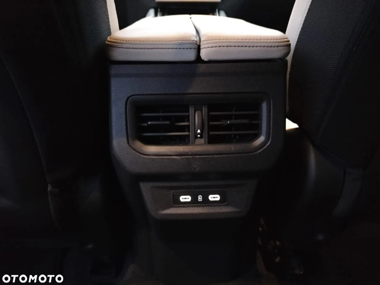 Renault Espace Full Hybrid E-TECH 200 Iconic 5-Sitzer - 29