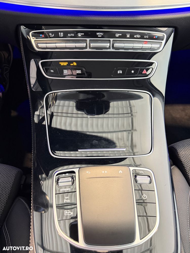 Mercedes-Benz E - 22