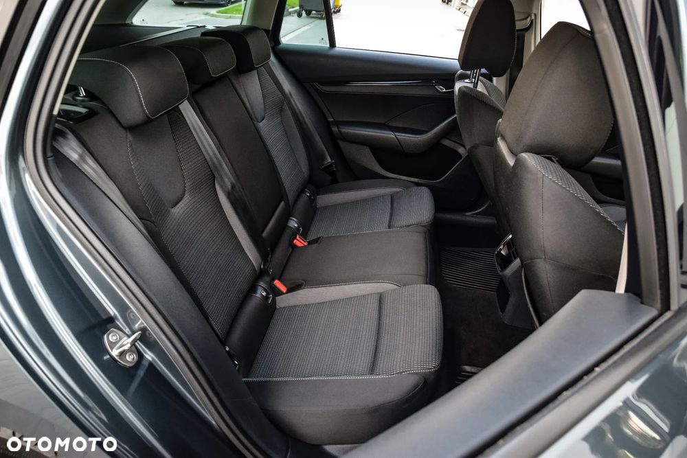 Skoda Octavia 1.0 TSI Ambition - 28