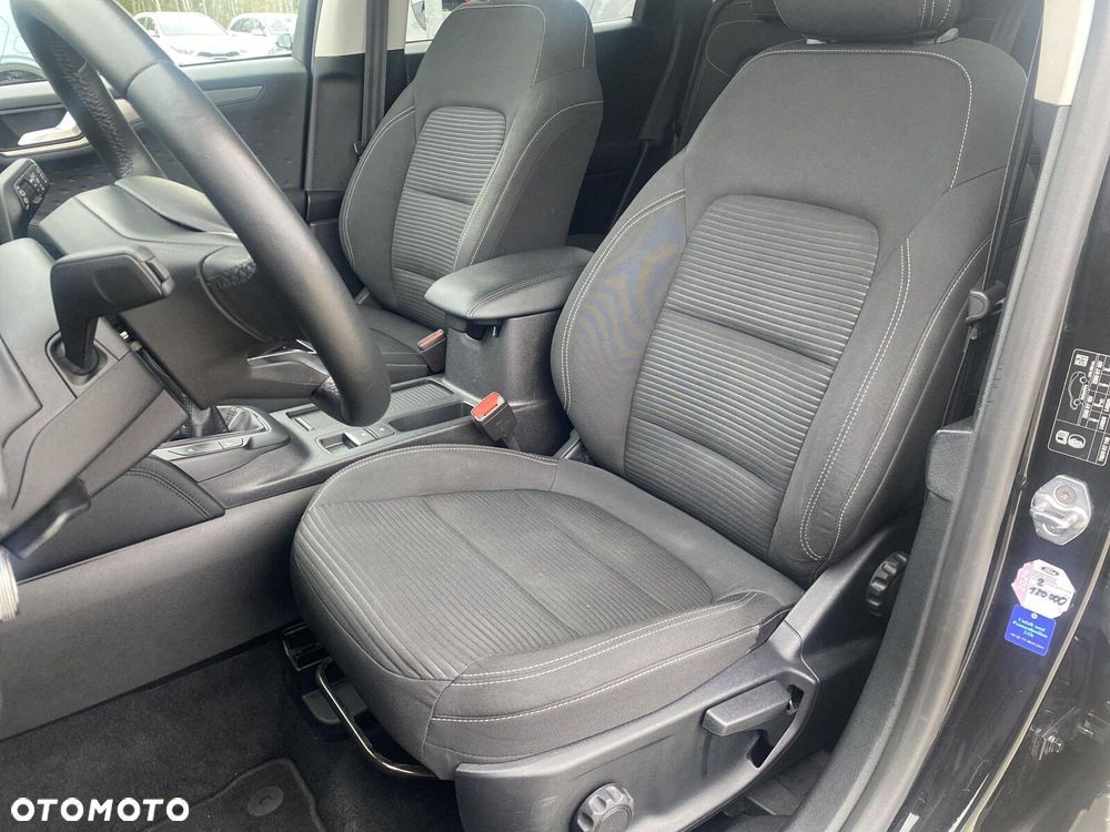 Ford Kuga - 9