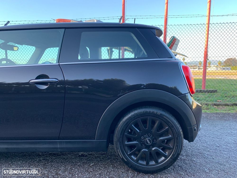 MINI 3 Portas One D - 50