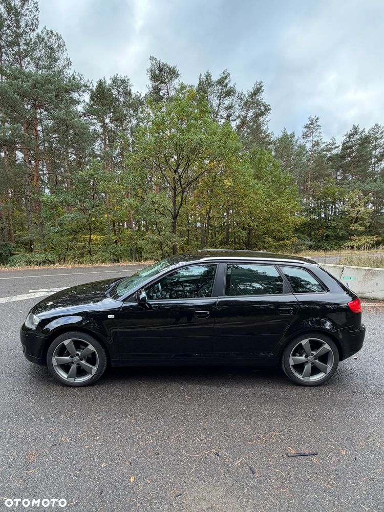 Audi A3 Sportback 1.6 FSI Ambition - 8
